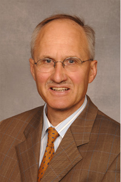 Dr. Michael Pelchen